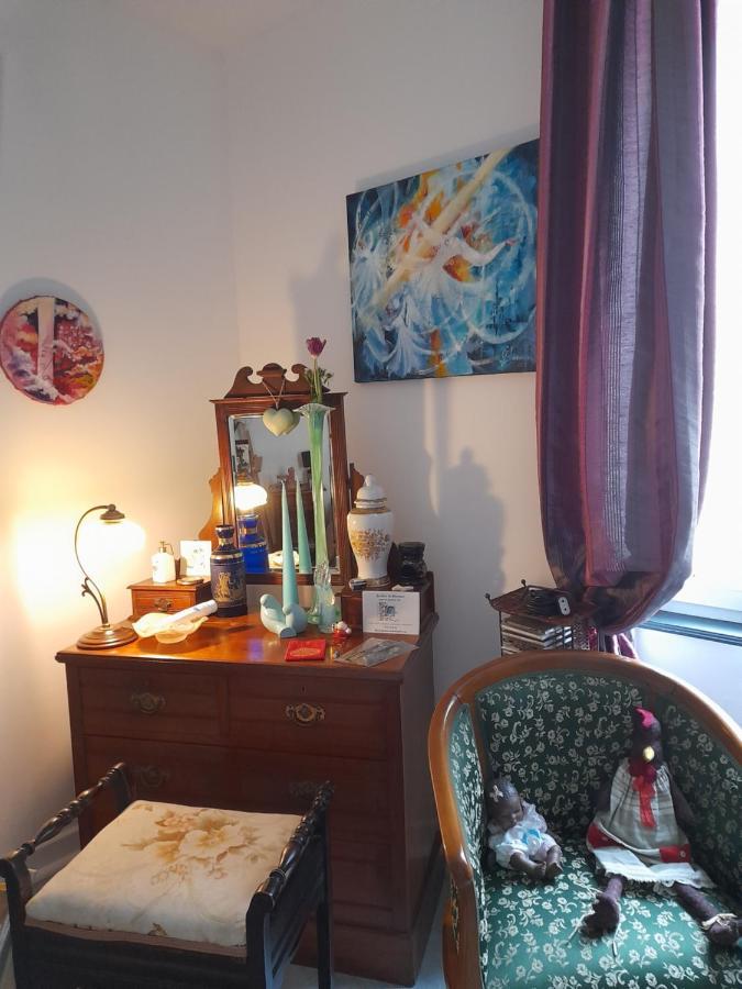 La Chambre De Garance Et Ses Couleurs D'Art Saint-Pol-de-Léon Екстериор снимка